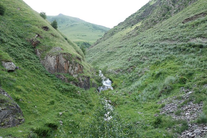 Military Road Marvels: Ananuri, Kazbegi & Khinkali Masterclass - The Military Highway Loop: why this one-day plan works