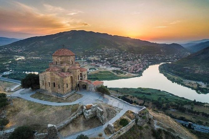 Mtskheta - Jvari - Samtavro, the cradle of Georgian Christianity. (group tours) - Jvari Church: the view, the walk, and the poem connection