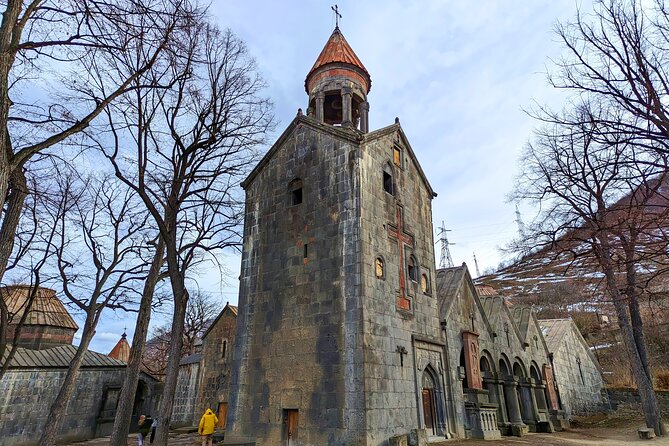 Northern Armenia Highlights Tour from Tbilisi - Sanahin Monastery: St. Astvatsatsin and the spiritual plus intellectual center