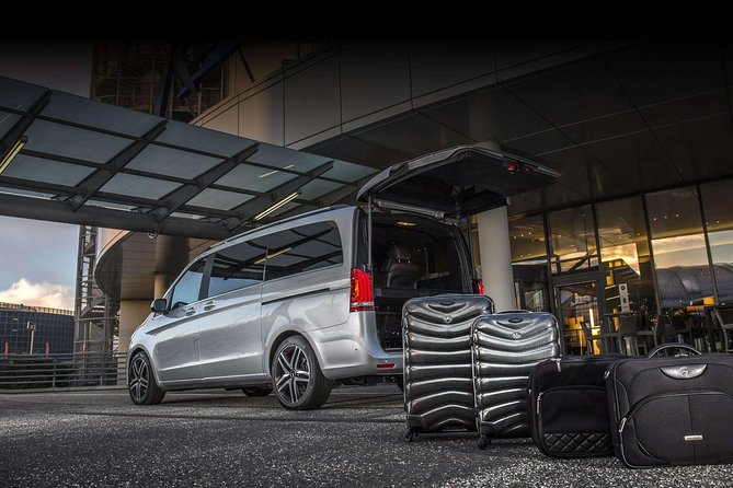 Private airport - city transfer Tbilisi - Departing Tbilisi: how private pickup helps you control timing