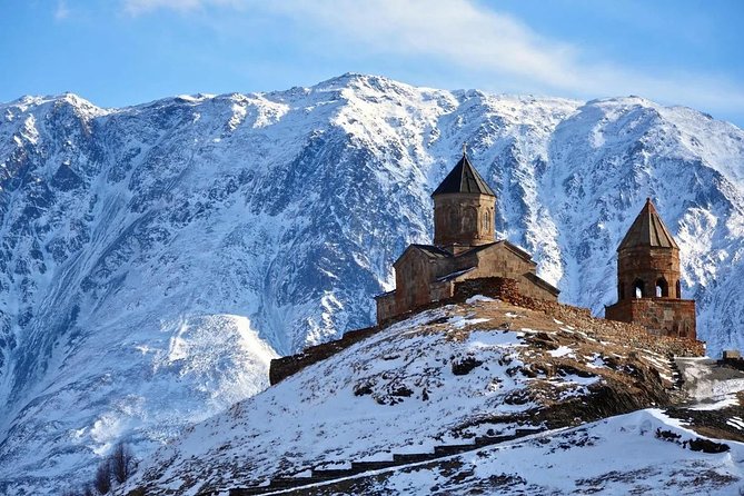 Private day tour in Kazbegi (Stepantsminda) - Gudauri: high altitude views and summer adrenaline