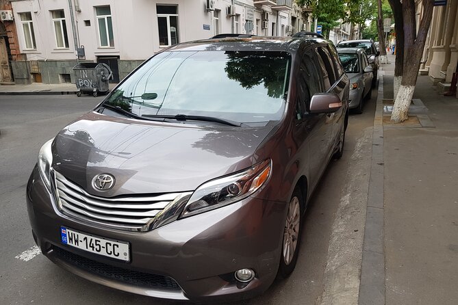 Private Departure Transfer: from Tbilisi Hotel to Tbilisi Airport - Key Points at a Glance
