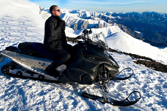 Private Effortless transfer from Tbilisi to Gudauri ski resort - Optional stops: use them for food, photos, or a quick reset