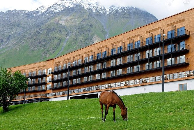 Private Tour Ananuri-Kazbegi-Gudauri - Gudauri Ski Resort: winter sports, speed riding, and paragliding with instructors