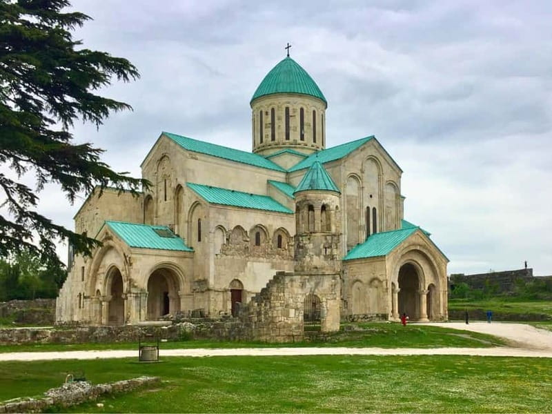 Private tour from KUTAISI: Bagrati, Gelati and Motsameta - Bagrati Cathedral: Unity, Views, and a Short Guided Window