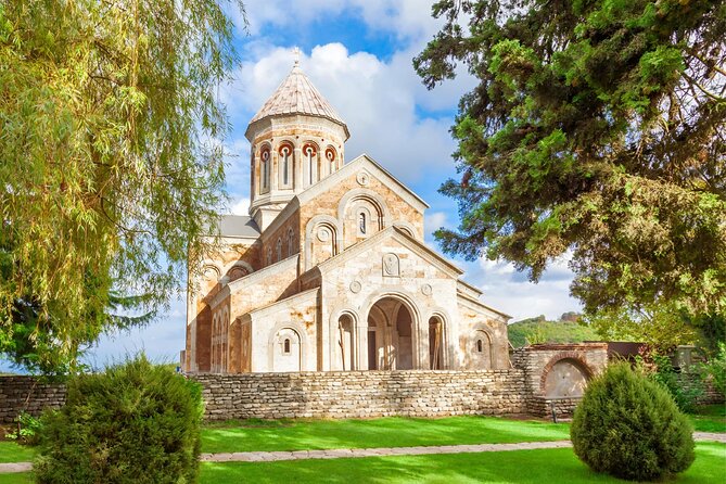 Private Tour From Tbilisi to Kakheti Sighnaghi with Wine Tasting - Pickup and private transport that makes the day easier