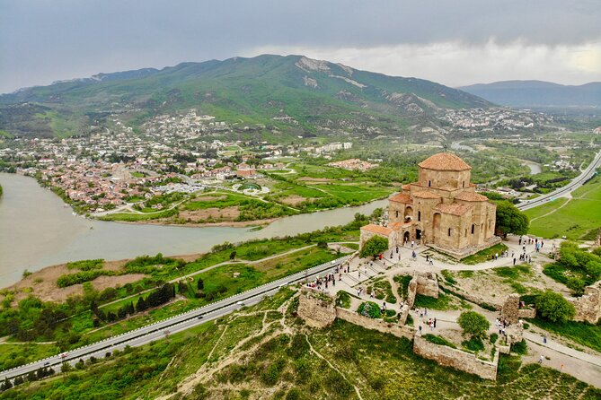 Private Trip to Tbilisi and Mtskheta - Cultural Capitals - The Chronicles of Georgia sculpture stop (and what to notice)