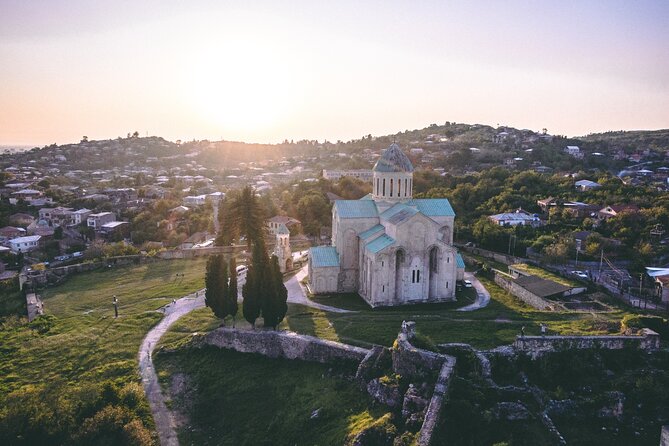 Small group tour to Kutaisi monasteries: Gelati, Motsameta and Bagrati. - What the small-group format feels like in real life