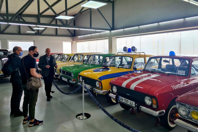 Soviet Tbilisi Tour - Off the beaten path - How the guides shape the tour: warm, fast English, and room for questions