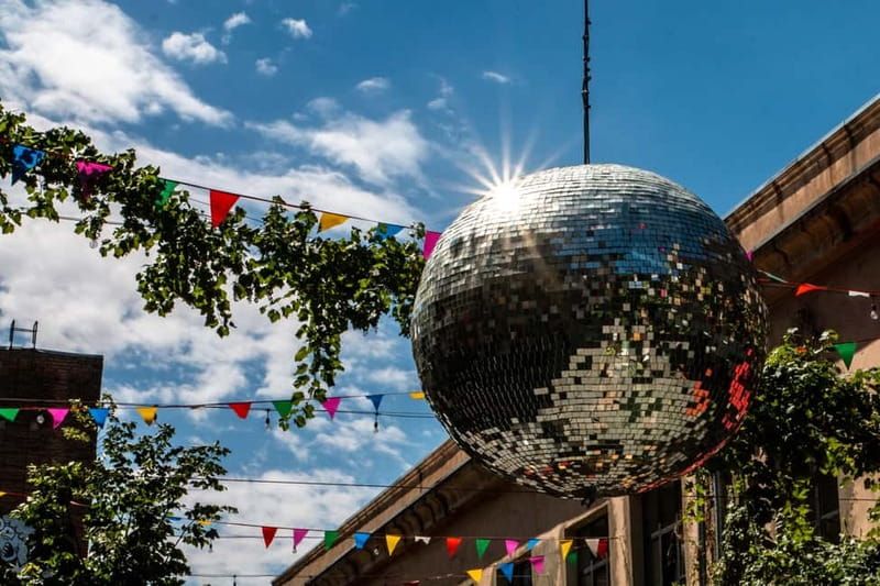Tbilisi: Alternative Guided Walking Tour with Wine & Snacks - Why This Alternative Tbilisi Walking Tour Feels Like Georgia, Not a Checklist