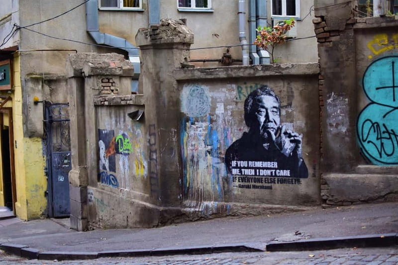 Tbilisi: Alternative Guided Walking Tour with Wine & Snacks - Landmark Time, Skip-the-Line Value, and Why You Still Get Free Time