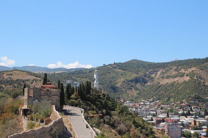 Tbilisi and Mtskheta walking Tour - Old Capital of Georgia - Meeting your guide and why a private day helps
