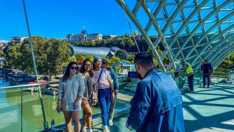 Tbilisi: City Highlights Guided Walking Tour - Metekhi St. Virgin Church: where the old city starts to make sense