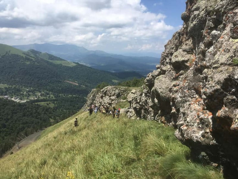 Tbilisi: Delightful Trail over the City - Guides Grigor and Georgy: route expertise plus snack breaks