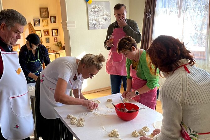 Tbilisi Food Tour in a Local Family - The Avlabari meet-up: music, games, and a first glass