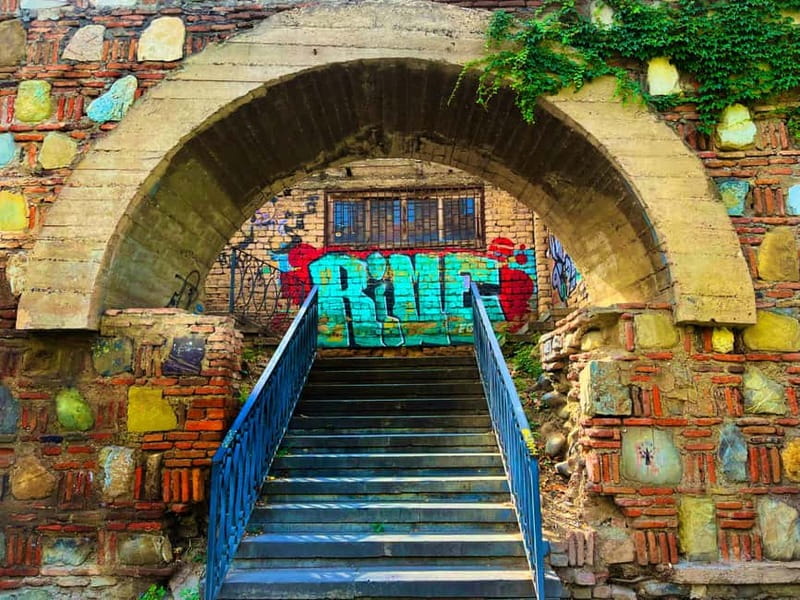 Tbilisi: Hidden Gems Walking Tour with Food & Wine Tastings - Where the Walking Route Shines: Narrow Streets, Churches, Mosques, and City Views