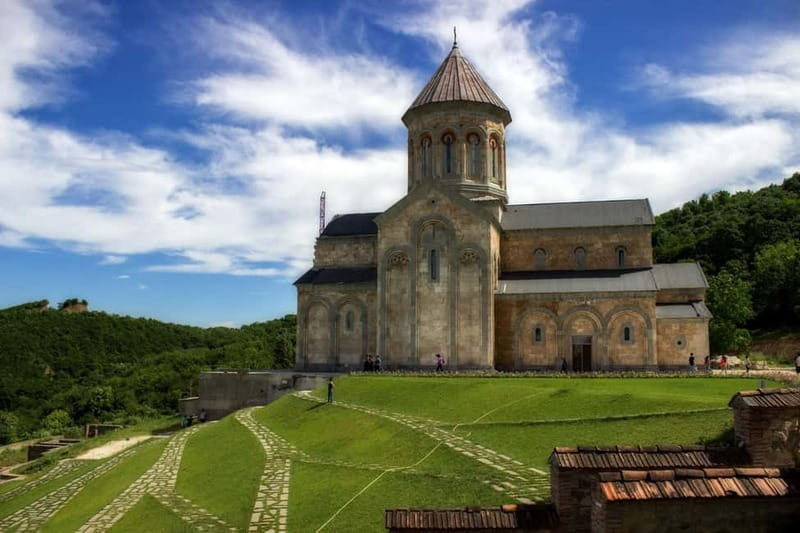Tbilisi: Kakheti Region,Signaghi Tour with 7 Wine Tastings - Key Points You Can Expect