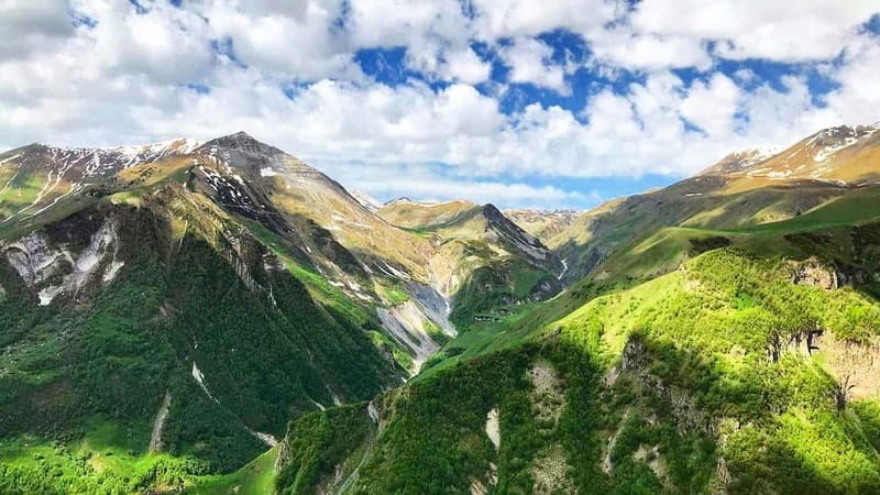 Tbilisi: Kazbegi Gudauri Ananuri and Truso Adventure by 4x4 - What to Pack for a Full 12 Hours in Mountain Weather