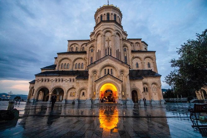 Tbilisi & Mtskheta Tour - A half-day loop that makes Tbilisi and Mtskheta click