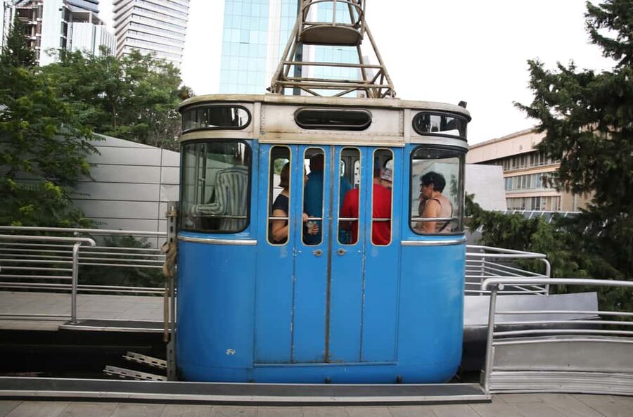 Tbilisi: Old and New City Guided Tour with 2 Cable Car Rides - Turtle Lake and the Ropeway: A Softer Ending With Real Atmosphere
