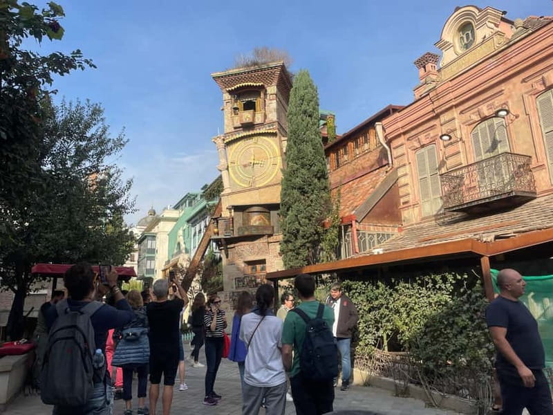 Tbilisi: Old Town Highlights w/ 5 Tastings & Cable Car Ride - Narikala Fortress and Meidan Bazar: Where Stories and Snacks Meet