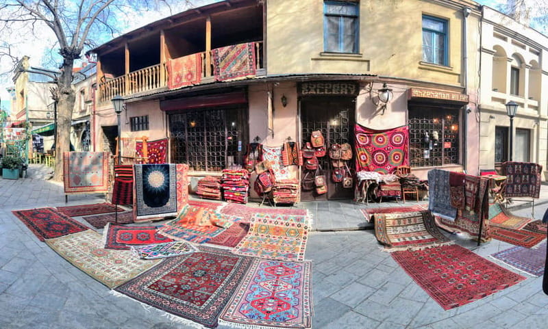 Tbilisi: Old Town Walking Tour - Must-See Attractions - Meidan Bazaar and the Puppet Theatre Clock Tower for Street-Level Tbilisi