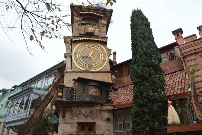 Tbilisi Old Town Walking Tour with a Local Guide - A short stroll on Shardeni Street in Upper Kala