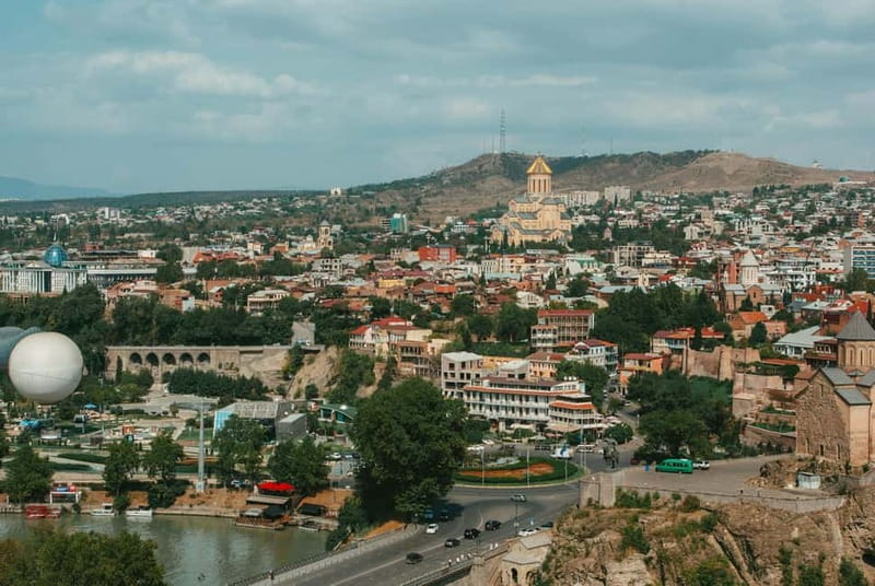 Tbilisi: Private Tour to Mother of Georgia & Narikala Castle - Mother of Georgia: the statue plus the why behind it