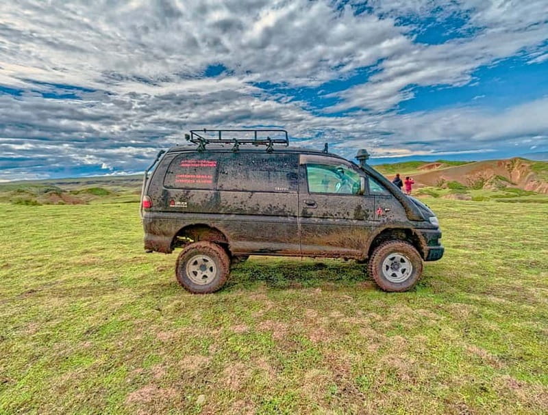 Tbilisi: Real Adventure - Gareja & Rainbow Desert 4x4 + Hike - Kakheti’s semi-desert, reached the hard way