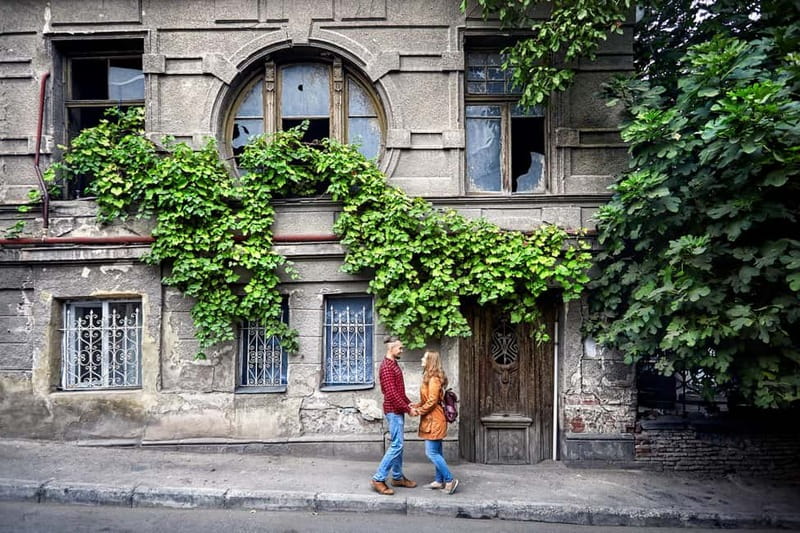 Tbilisi: Streets, Stories, Flavors - A Signature City Tour - Food and Wine: What’s Included, How to Pace It, and What to Expect