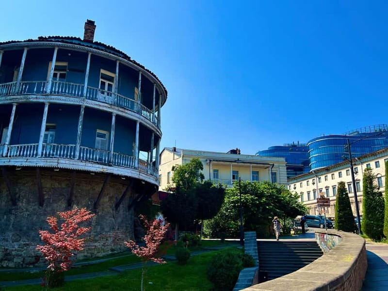 Tbilisi: Top 20 Highlights Guided Walking Tour with Tastings - Pace, comfort, and practical logistics for a 1 to 3 hour walk