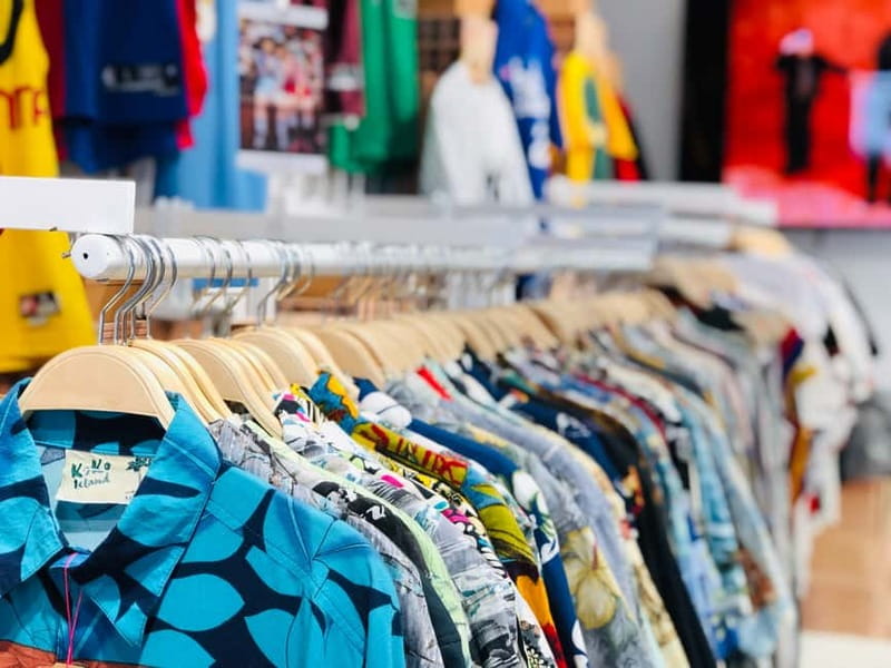 Tbilisi: Vintage Fashion and Secondhand Thrifting Tour - Dezerter Bazaar: where you start hunting for real deals