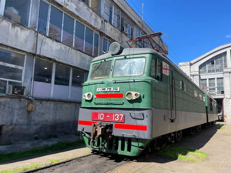 Tbilisi: Where Tourists Don’t Go - The Forgotten Rails Tour - Key things you’ll notice on the Forgotten Rails route