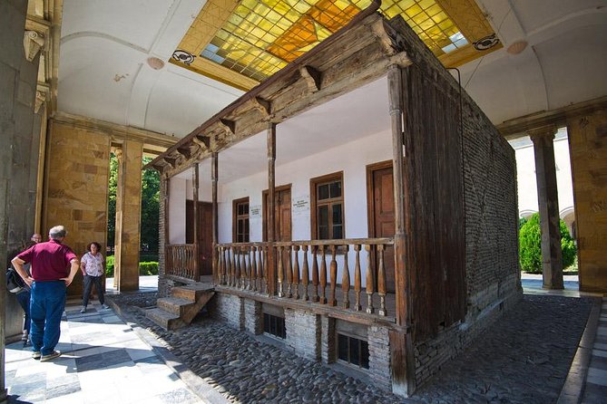 Uplistsikhe-Borjomi-Gori-Mtskheta - Gori and the Stalin house museum: a compact stop with big historical weight