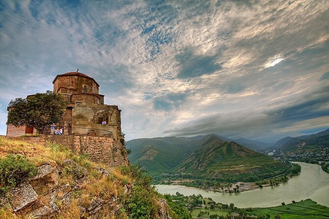 Uplistsikhe, Mtskheta and Jvari - historical private day tour from Tbilisi - Jvari Monastery on the cliff: the Mtkvari and Aragvi overlook